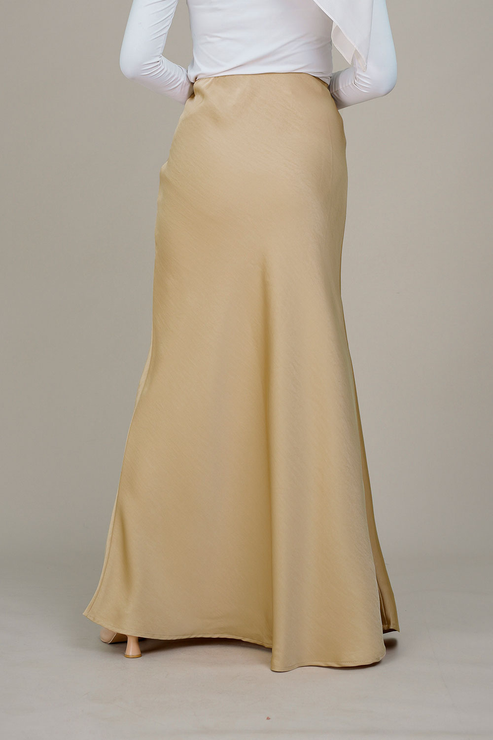 Marina Satin Skirt Gold
