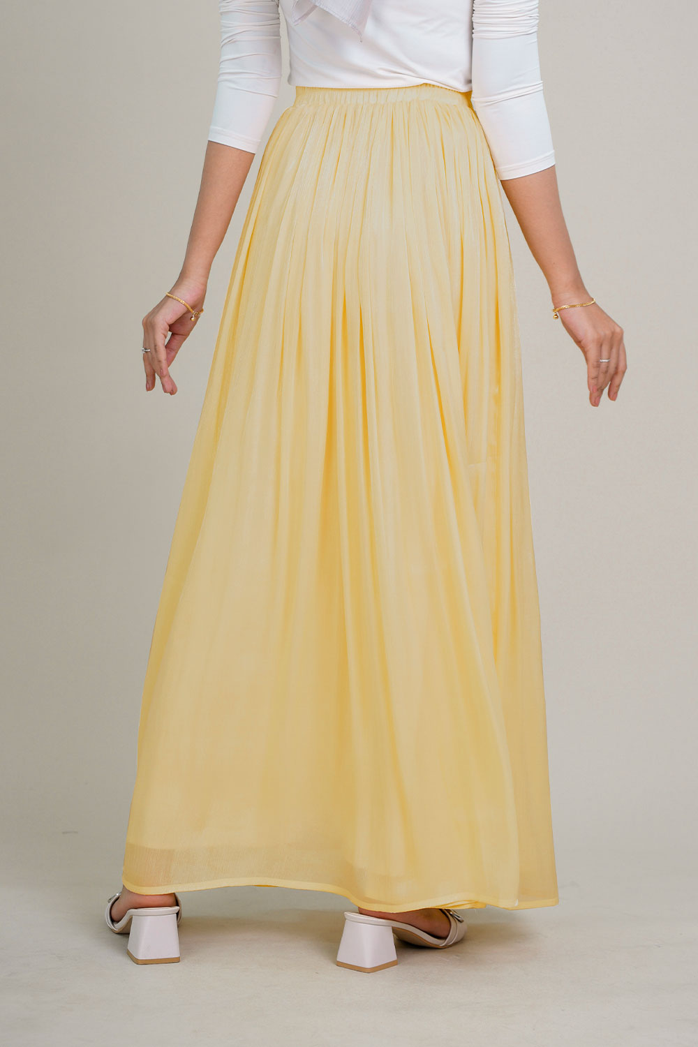 Margot Shiny Pleated Skirt Yellow