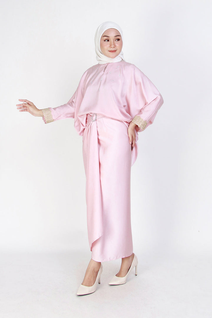 Dewi Plain Batwing Blouse Pink