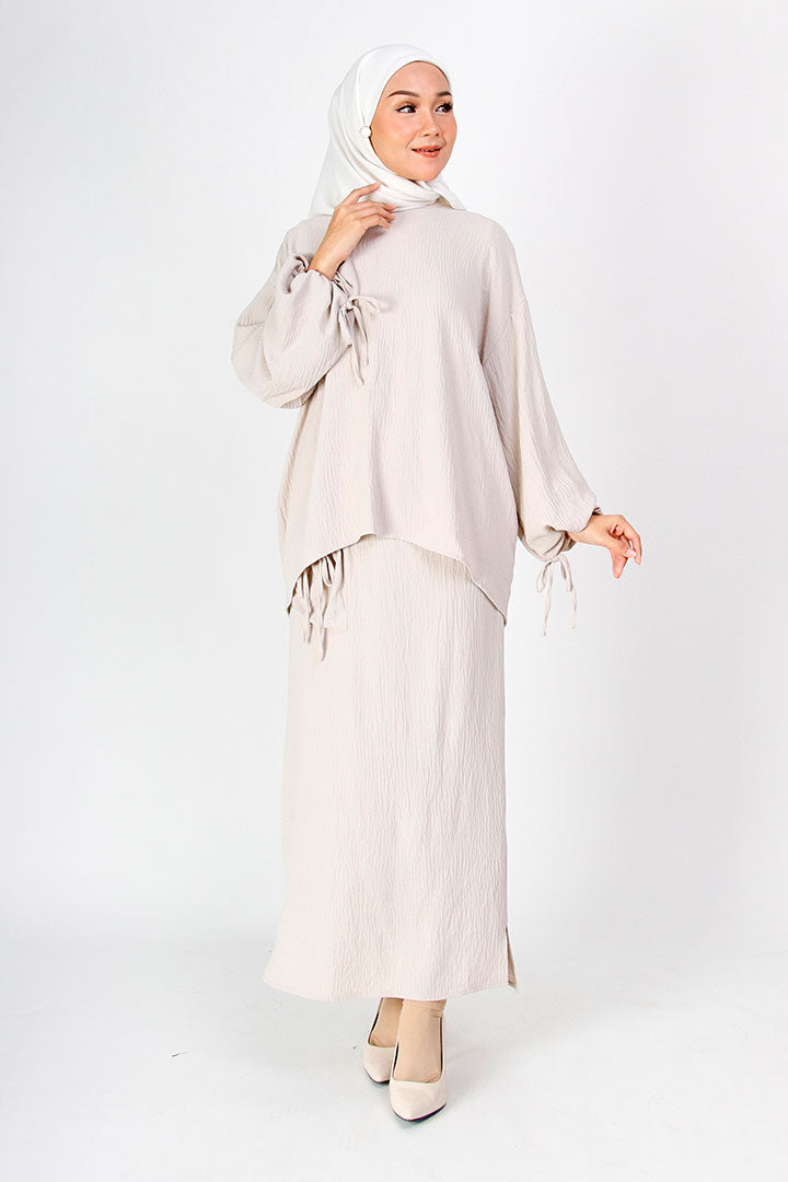 Riana Suit Light Grey