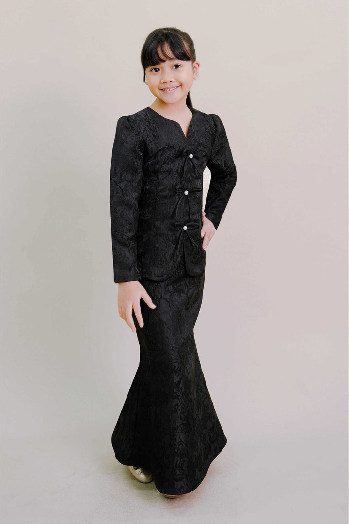 Kioshi Kids Ribbon Kurung in Black