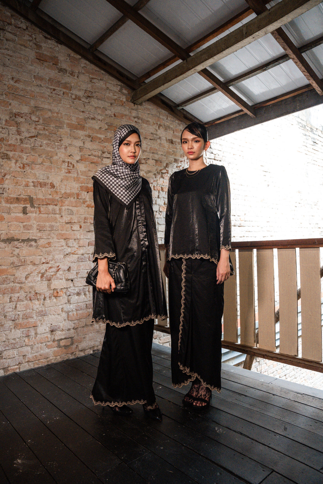 Orlin Kurung in Black