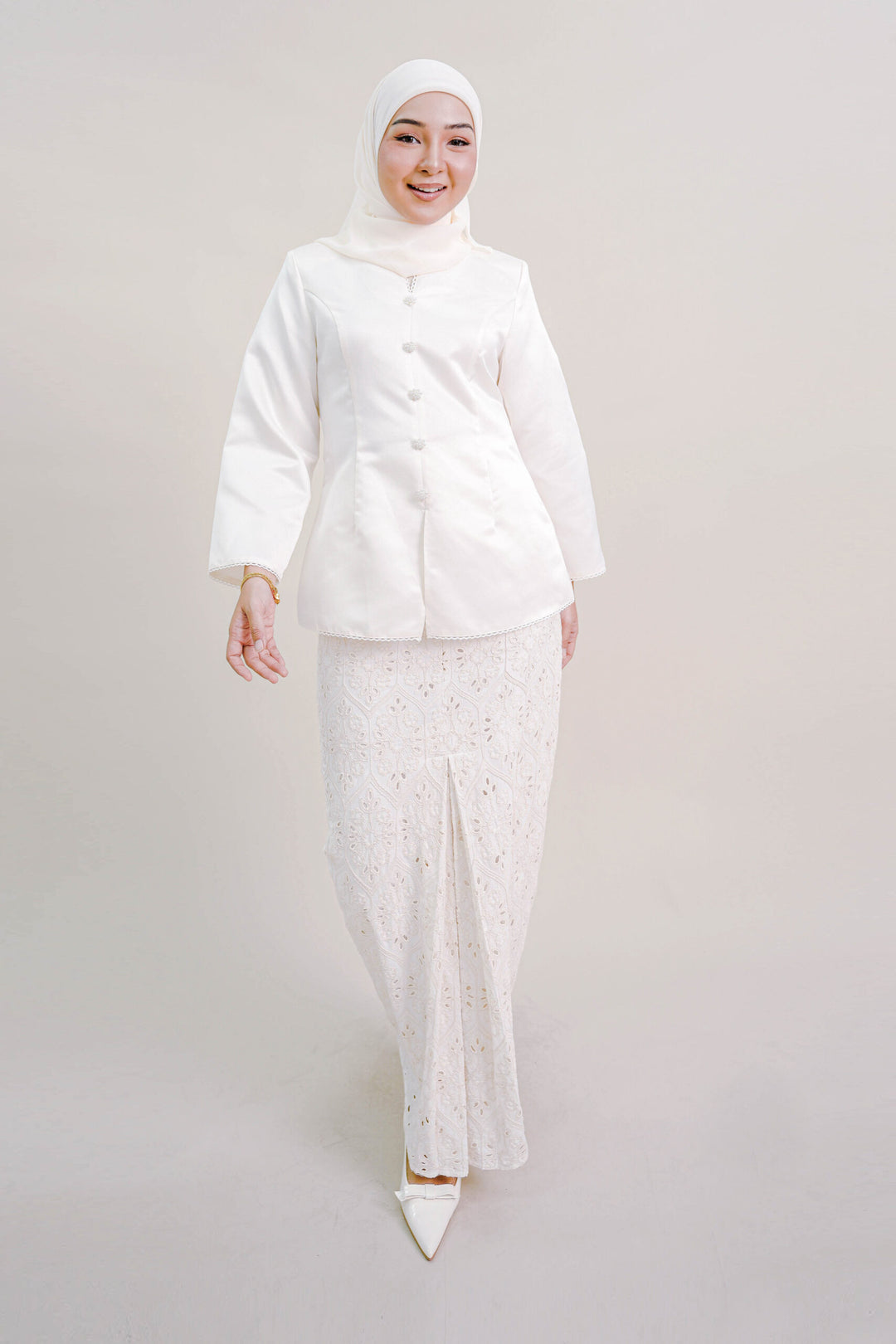 Eloni Kurung in Cream