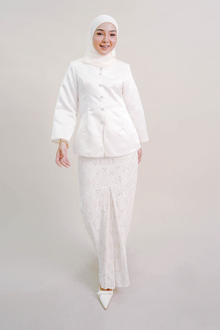 Eloni Kurung in Cream
