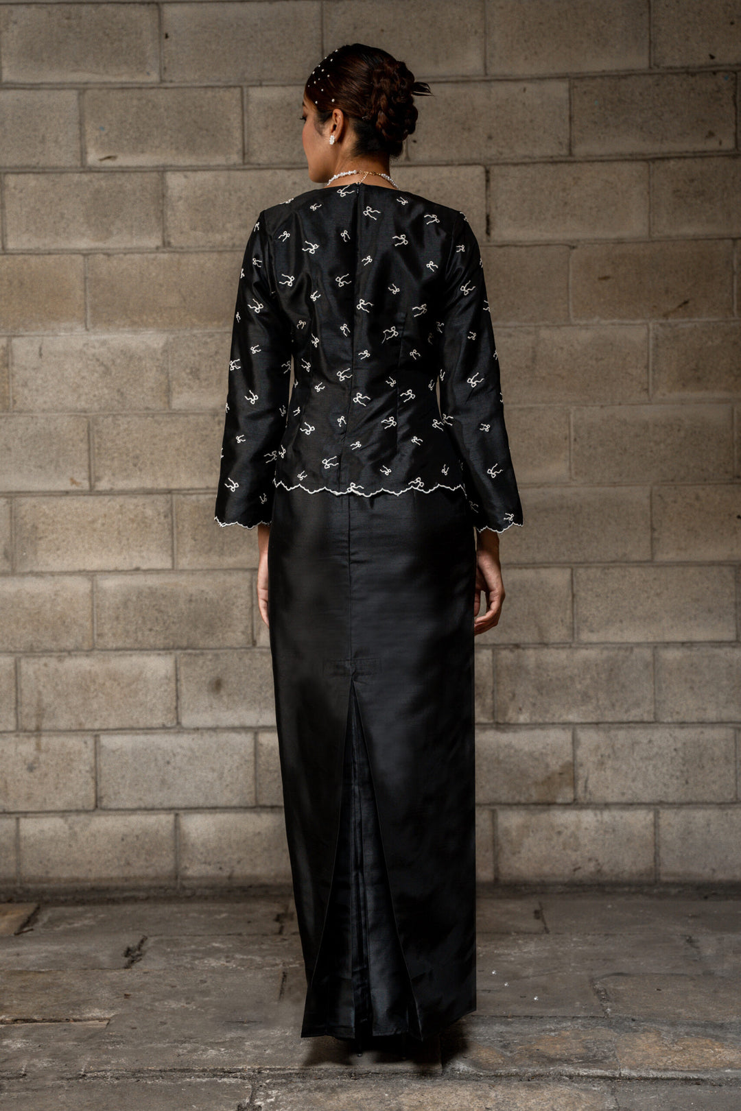 Ilona Kebaya Moden in Black