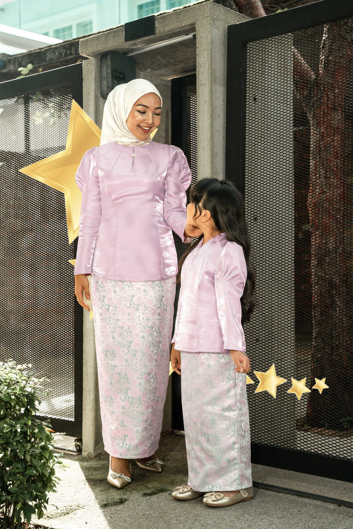 Zeeya Kurung in Ash Pink