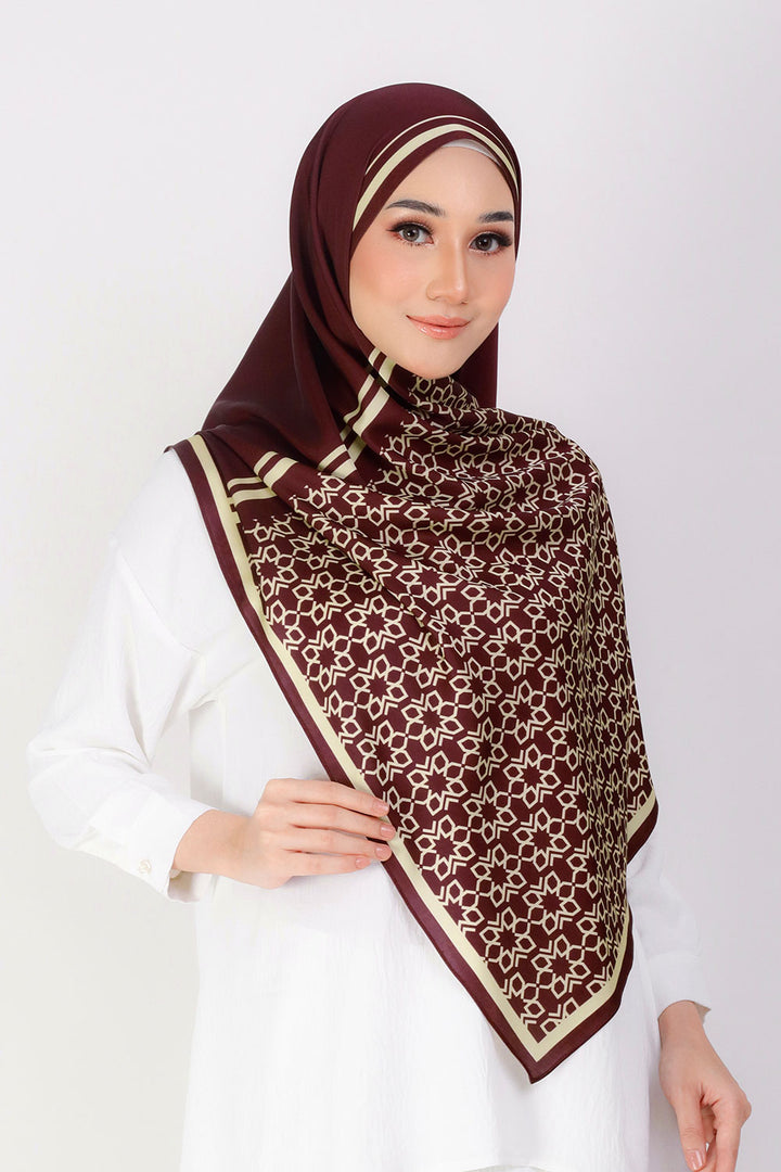 Zahra Printed Shawl Brown