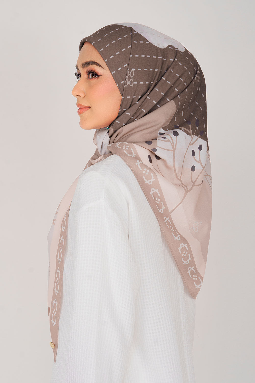 Ammara Printed Square Brown