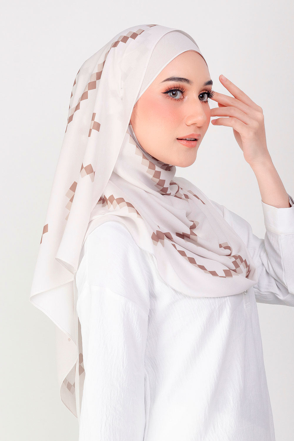 Aika Printed Shawl Ivory