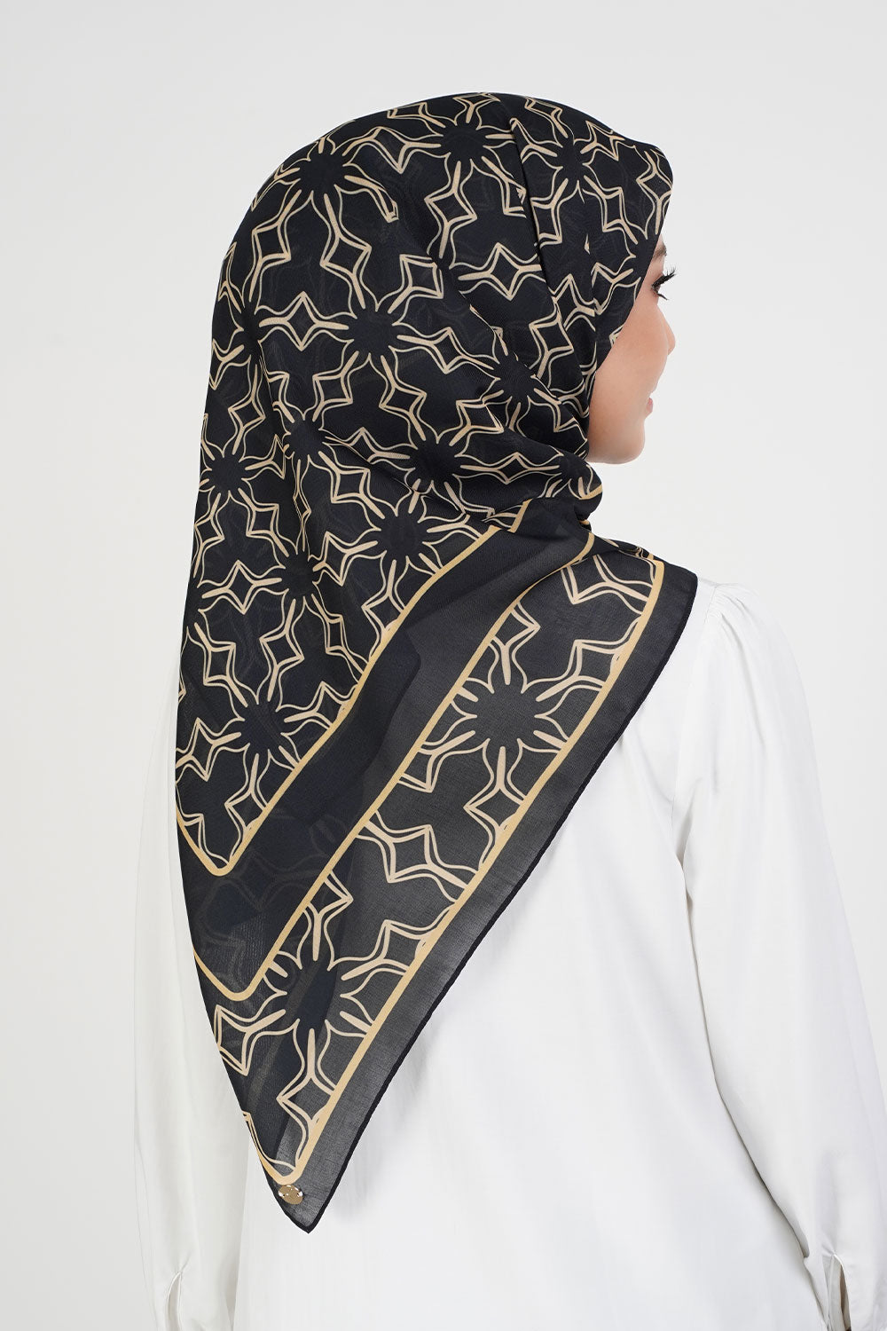 TUDUNG-HIJAB-SQUARE-SCARVES-FLORAL-PASTEL-MINIMALIST-MODERN-BAWAL-COTTON-39-TD-797-BLACK