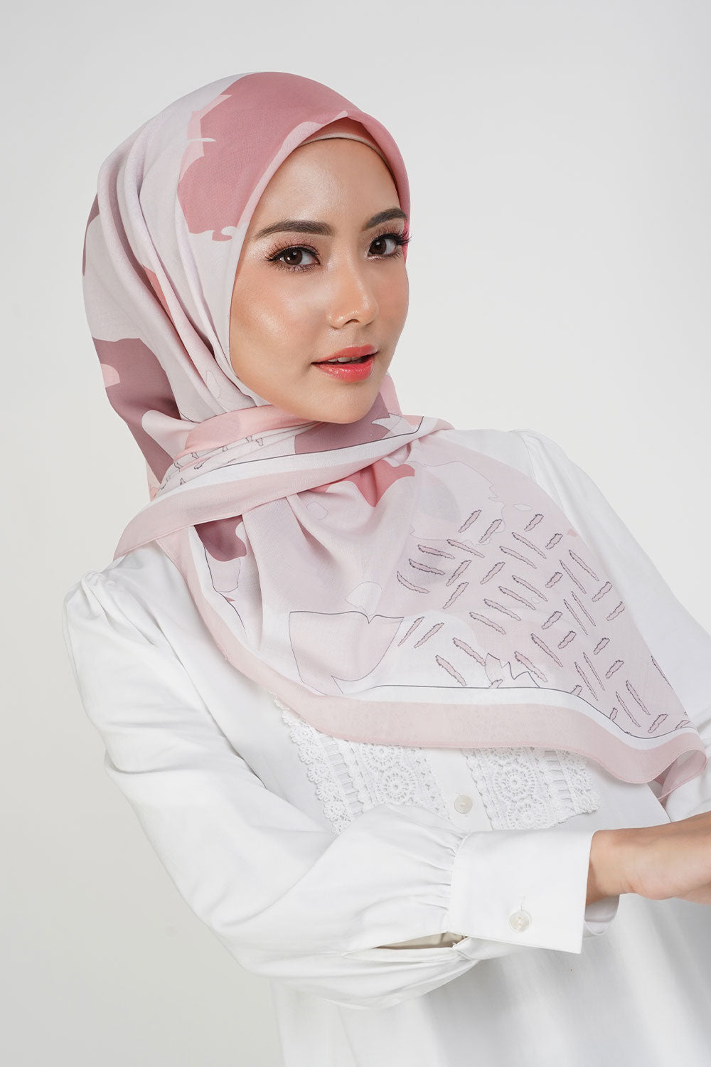 Zweta Square Cotton Voile