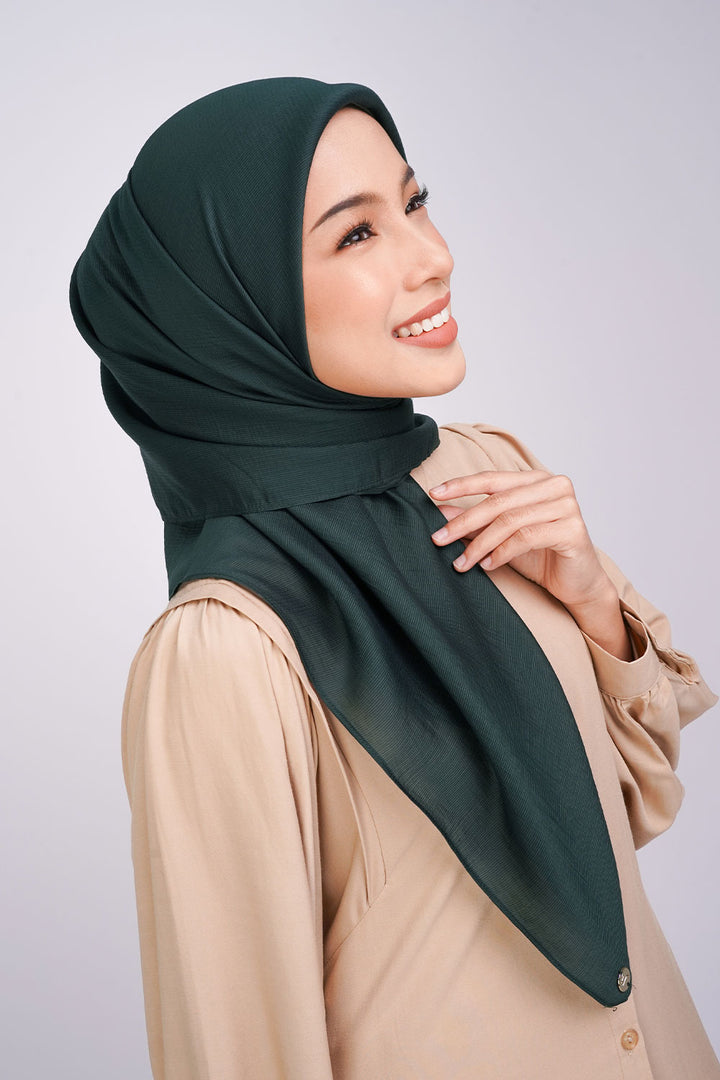 Amaya Texture Chiffon Square Dark Green