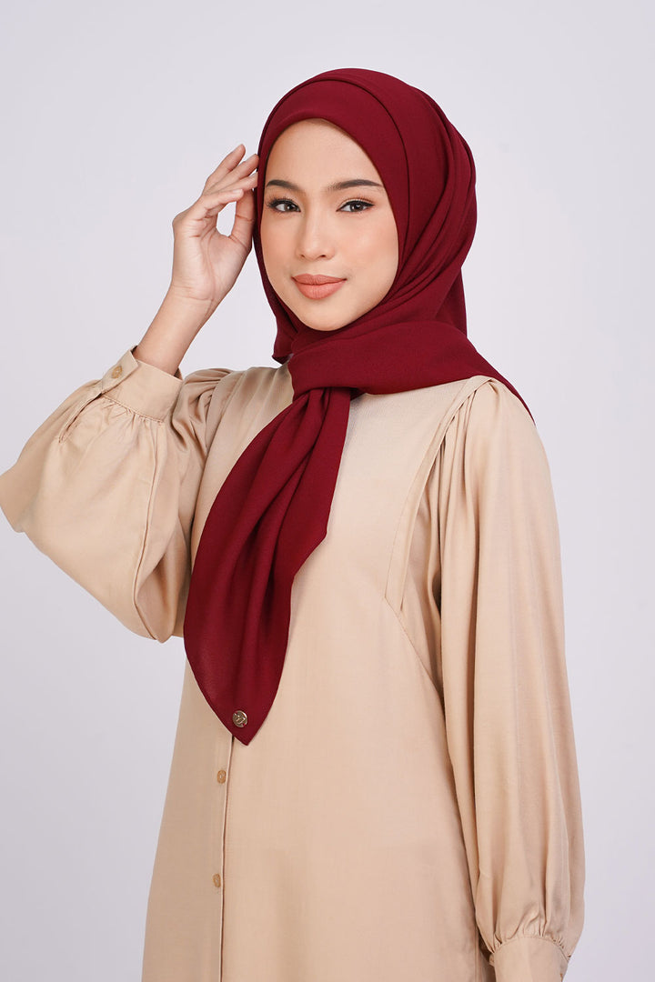Nur Basic Chiffon Square Maroon
