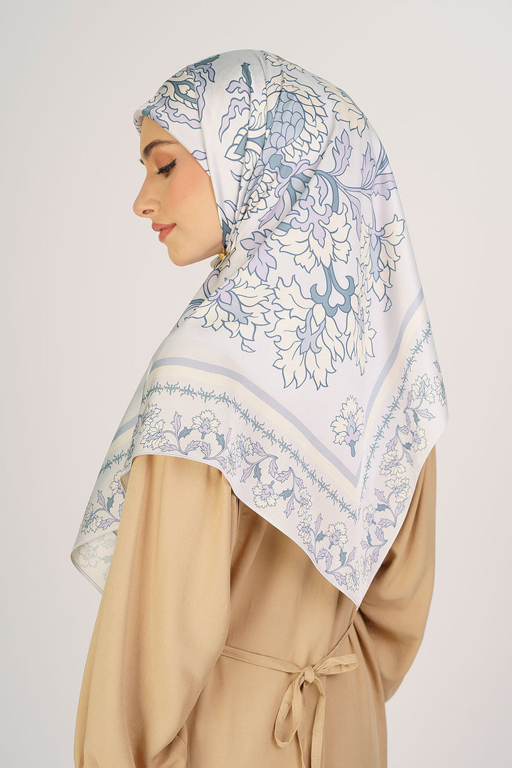 Hyra Satin Printed Square Blue
