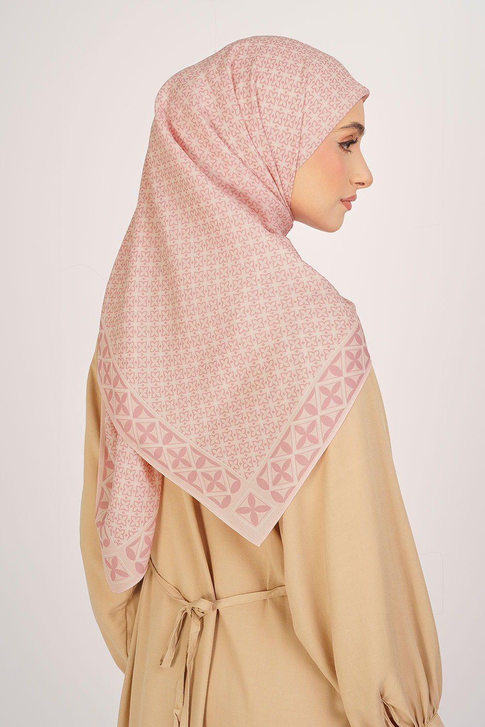 Indira Chiffon Printed Square Pink