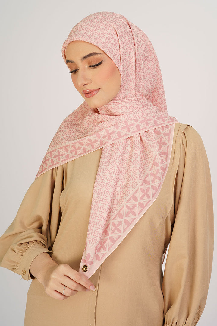 Indira Chiffon Printed Square Pink