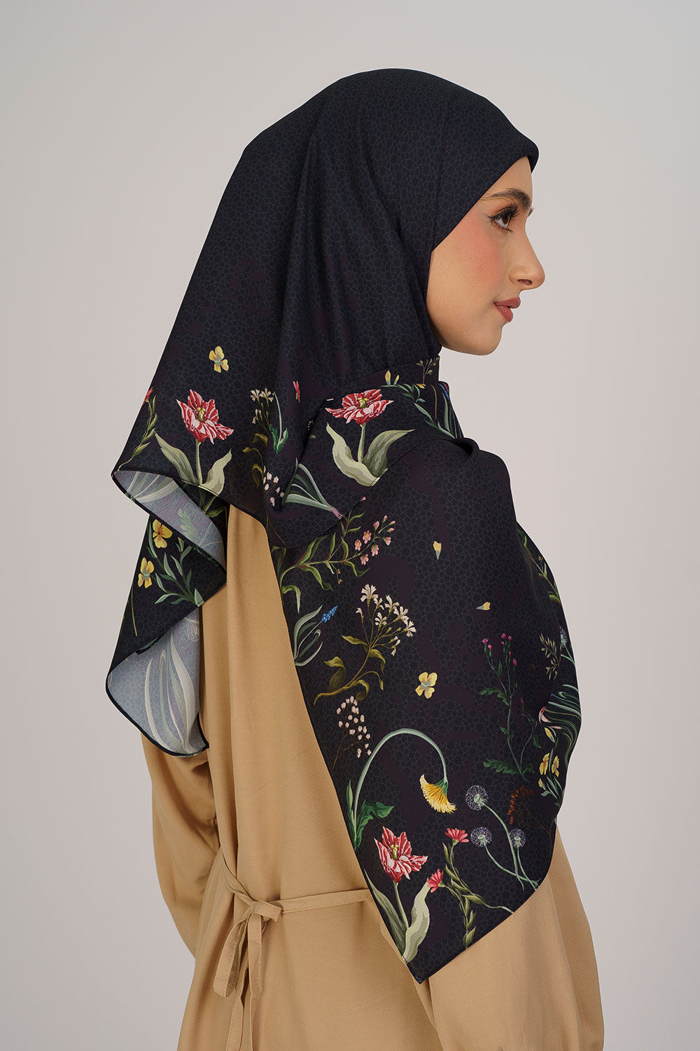 Mesha Chiffon Printed Square Black