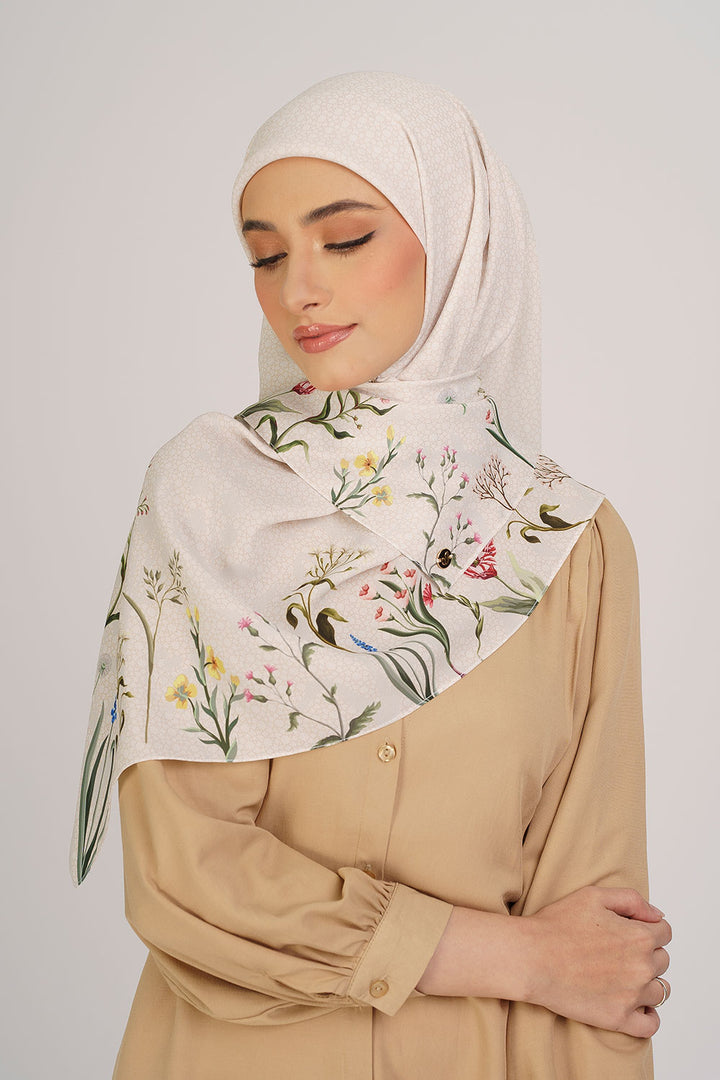 Mesha Chiffon Printed Square Cream
