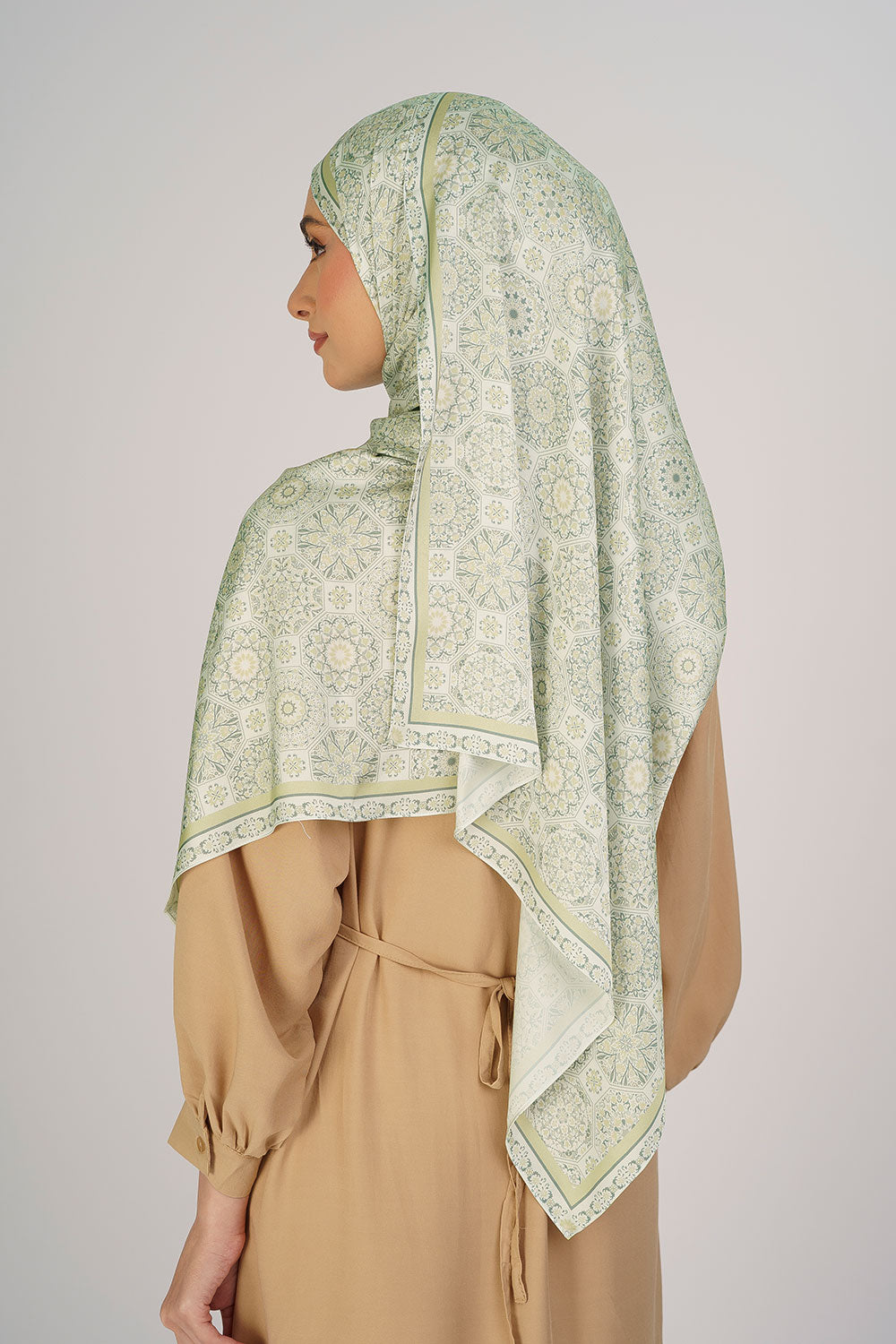 Tanisha Satin Printed Shawl Green