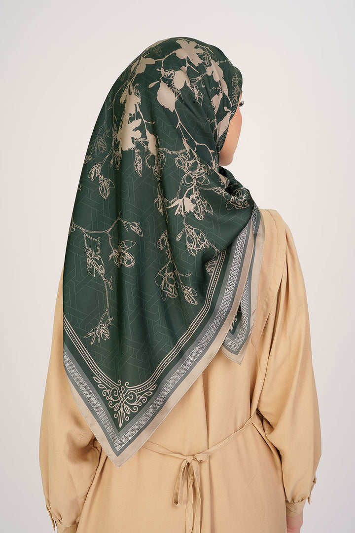 Sherly Satin Printed Square Emerald Green