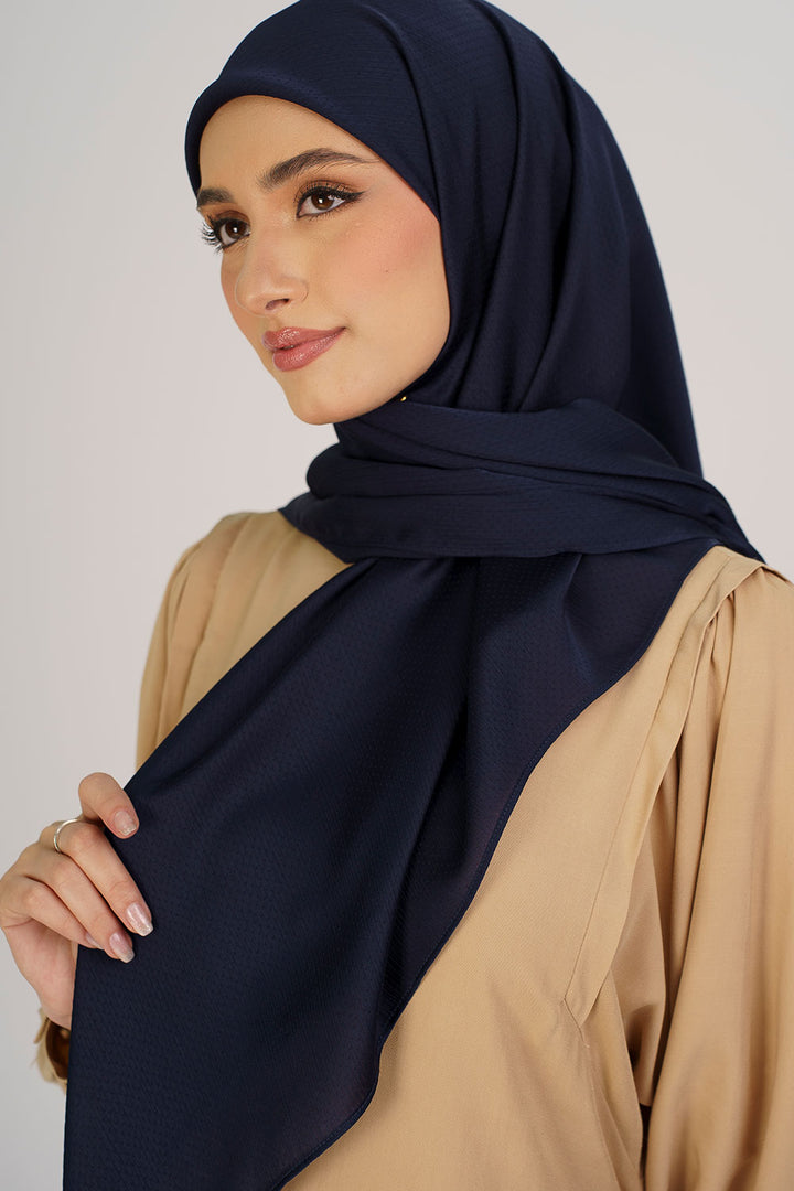 Jasmina Basic Square Plain Navy Blue