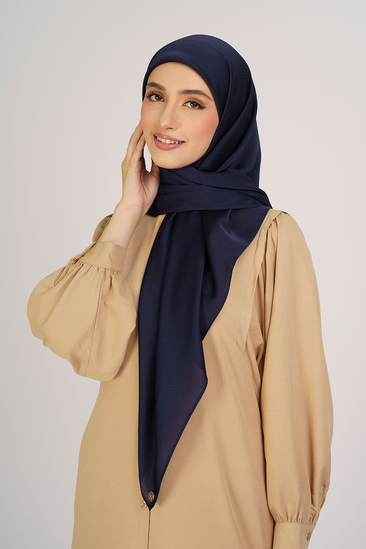 Jasmina Basic Square Plain Navy Blue