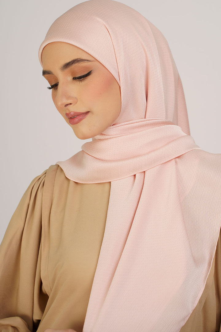 Jasmina Basic Square Plain Peach