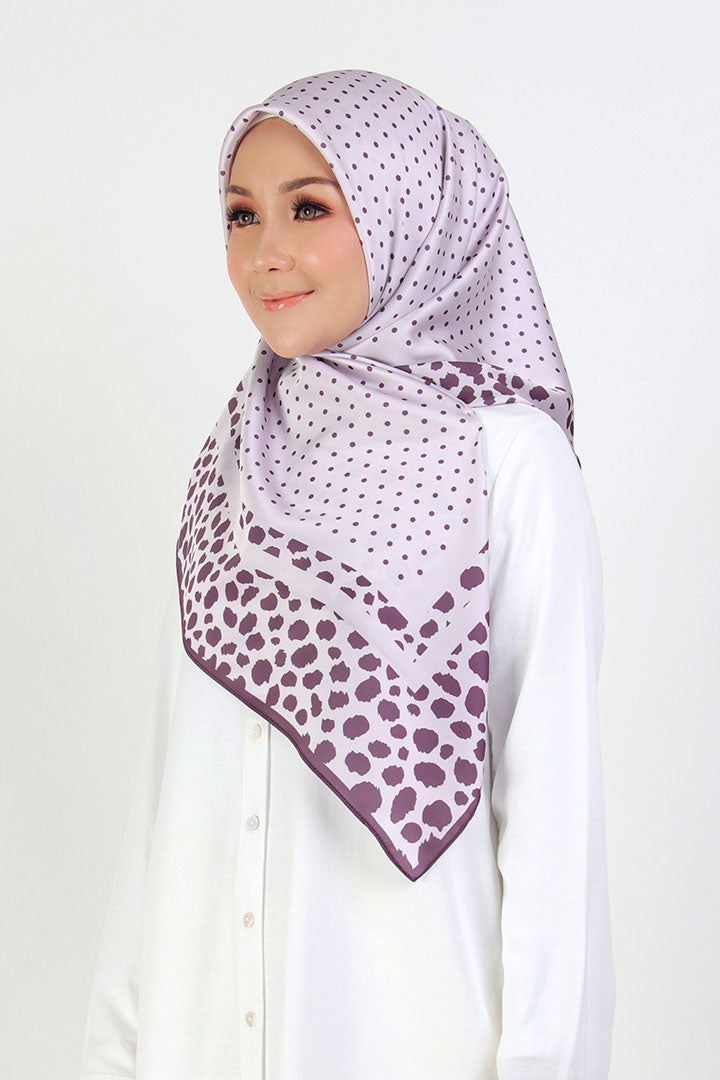 Dakota Leopard Printed Square Burgundy