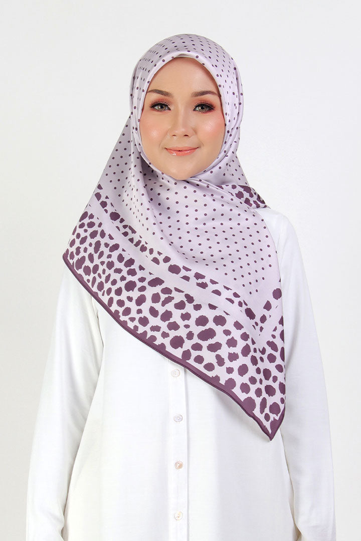 Dakota Leopard Printed Square Burgundy