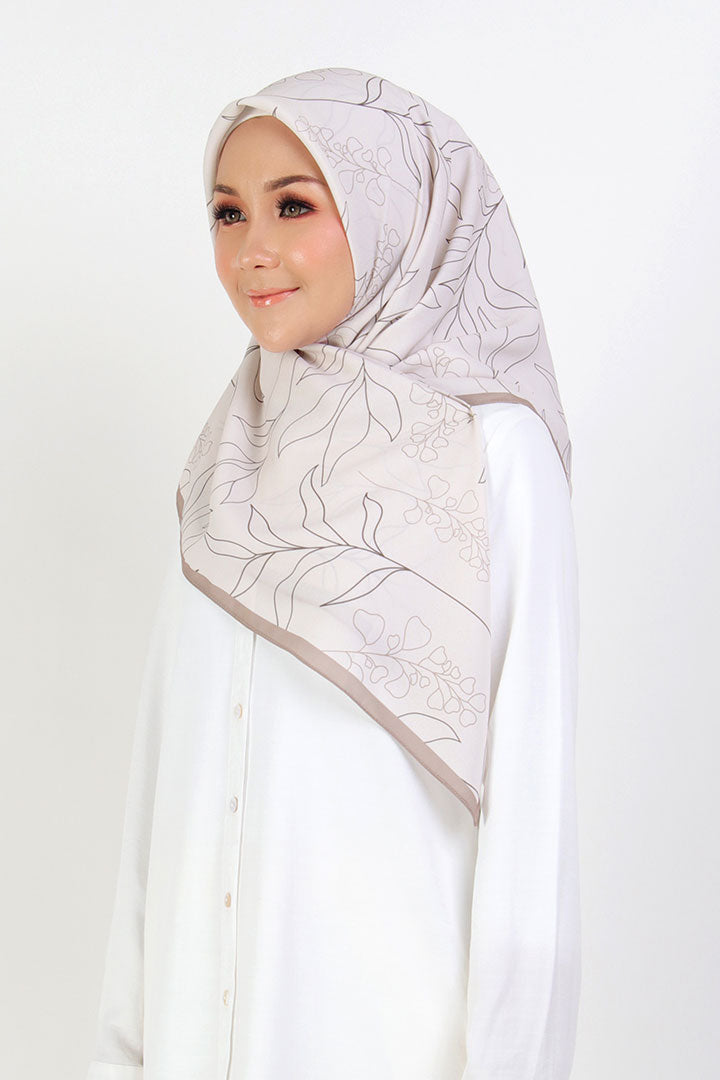 Botani Printed Square Nude