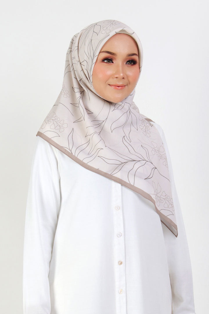 Botani Printed Square Nude