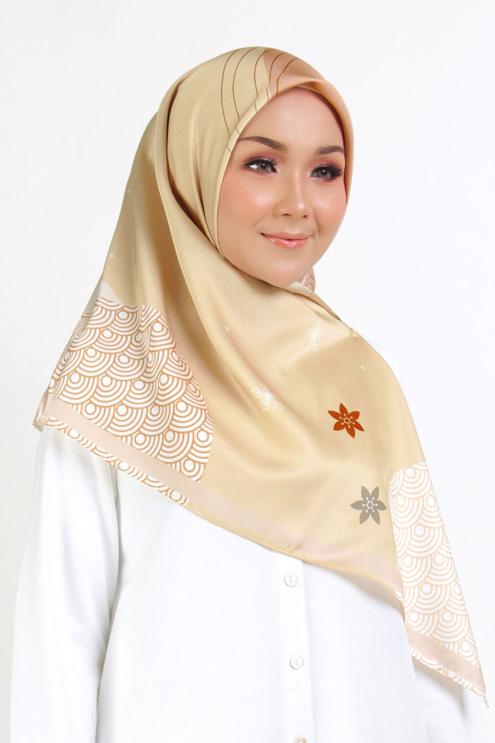 Lantana Printed Square Beige Nude