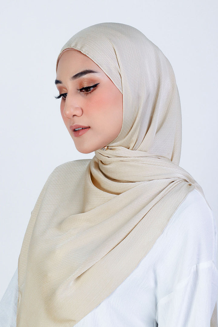 Jasmina Basic Shawl Plain Buttermilk