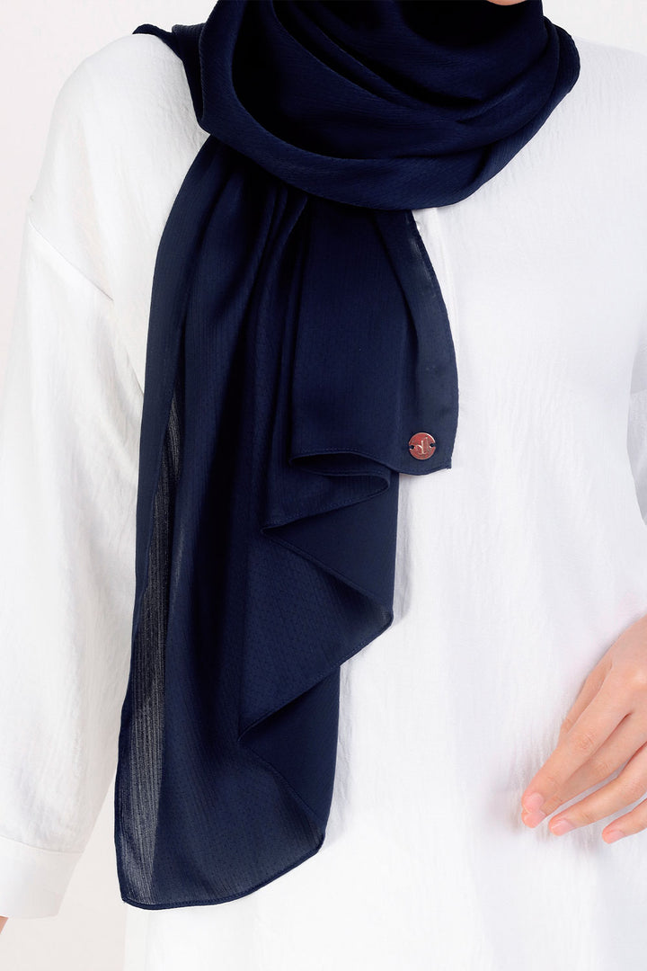 Jasmina Basic Shawl Plain Navy