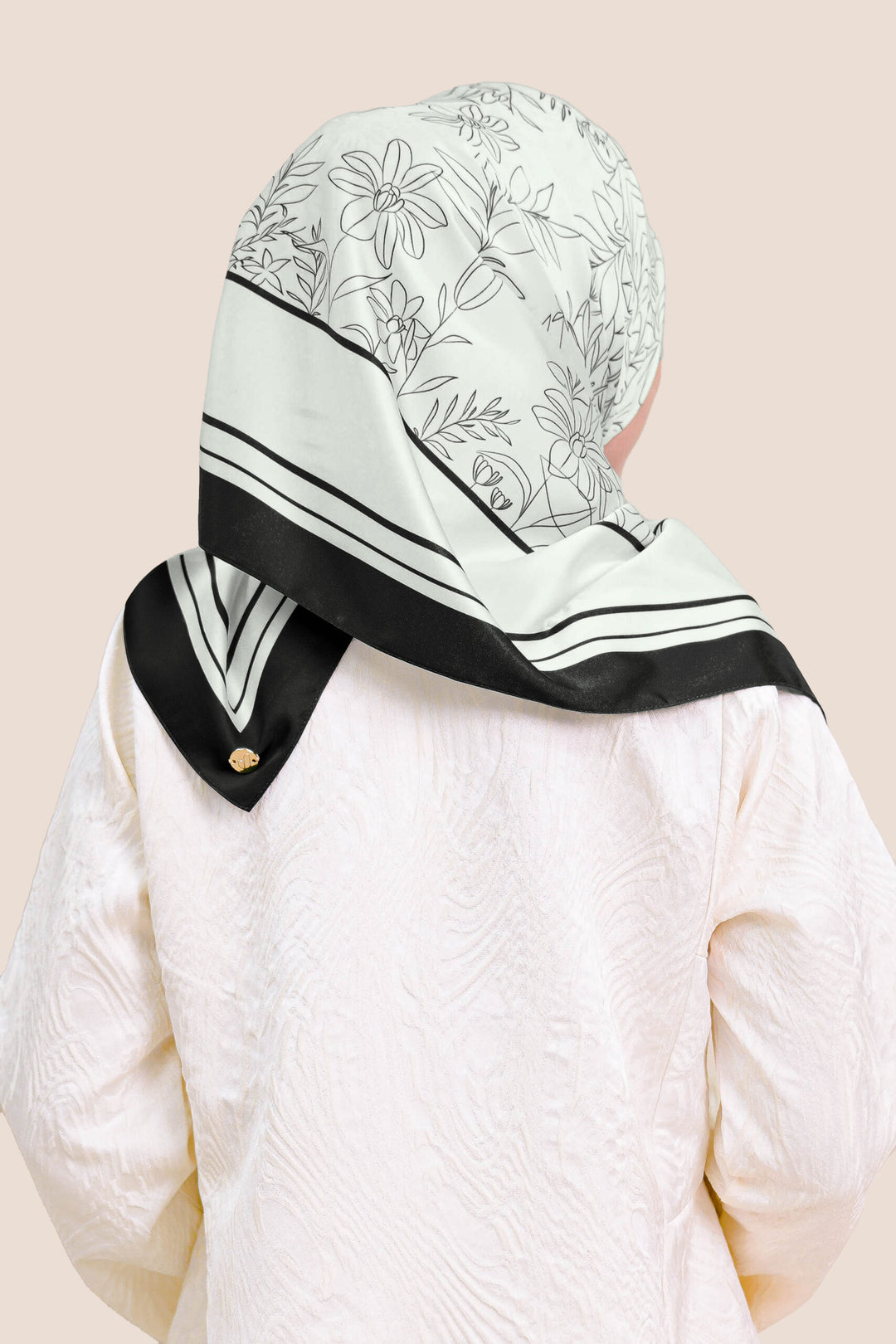 Azura Satin Printed Square Black