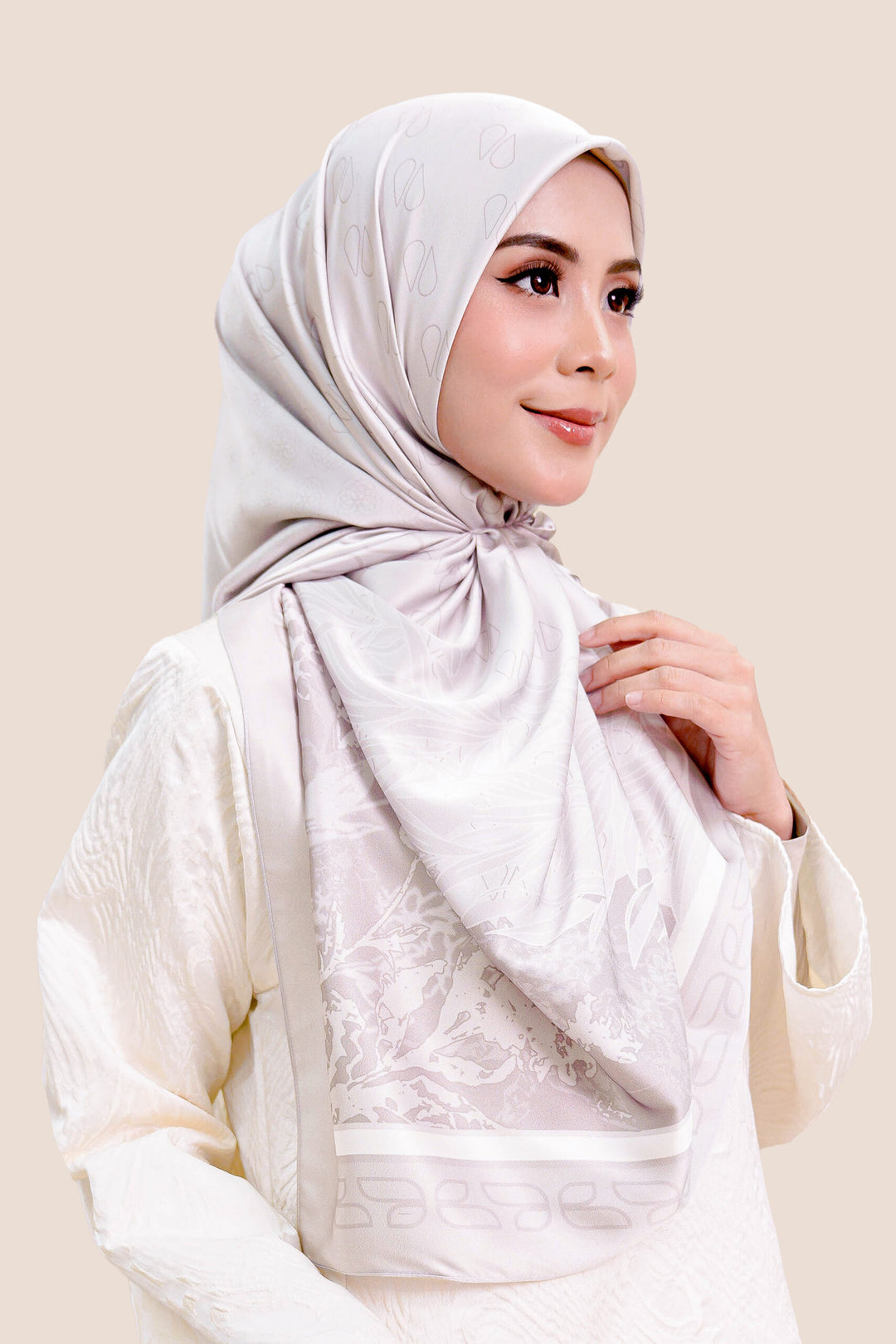 Sumayyah Satin Printed Pink