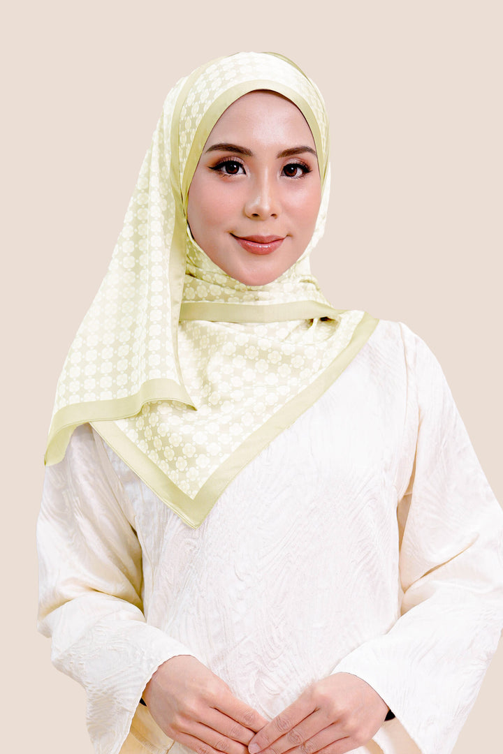 Zayna Satin Printed Shawl Gold