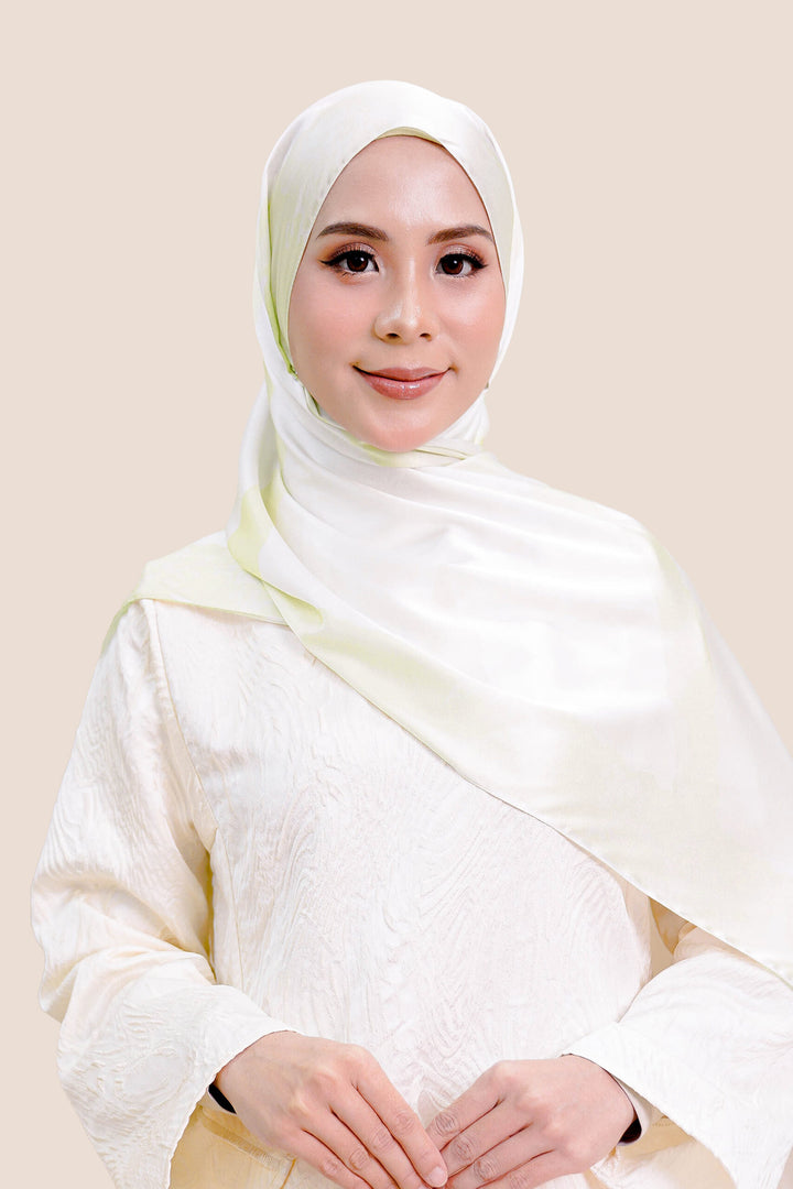 Qaisara Satin Printed Shawl Gold