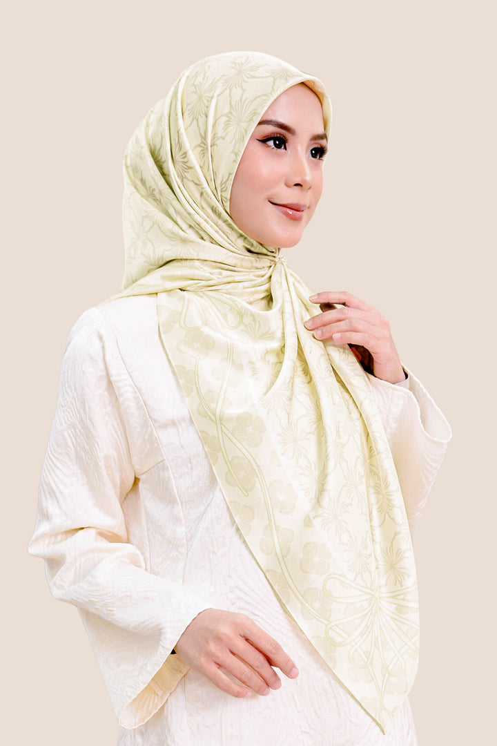 Khawlah Satin Printed Square Yellow