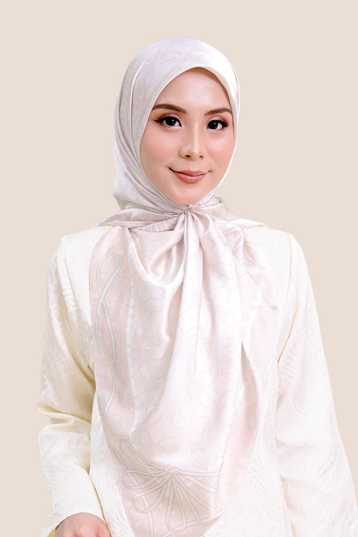 Khawlah Satin Printed Square Pink