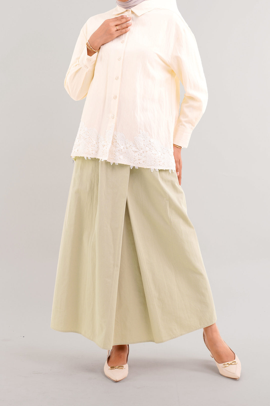 Arumi Asymmetrical Skirt Khaki