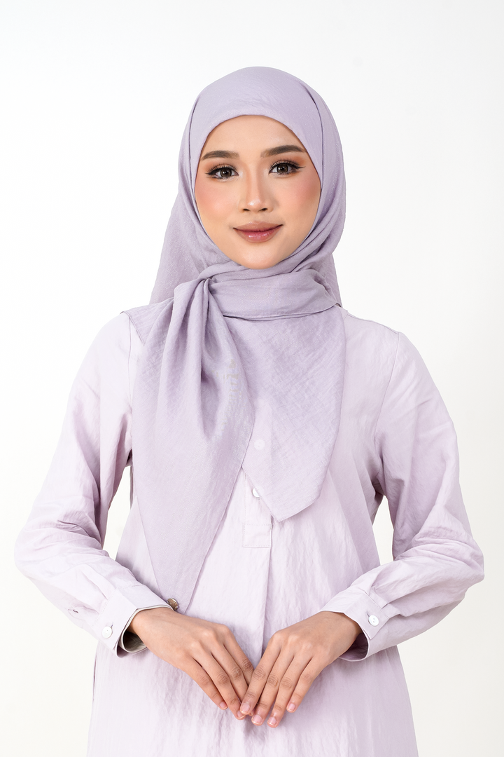 Skyra Sparkle Square