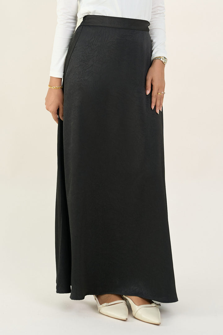 Isabelle Satin Skirt Black