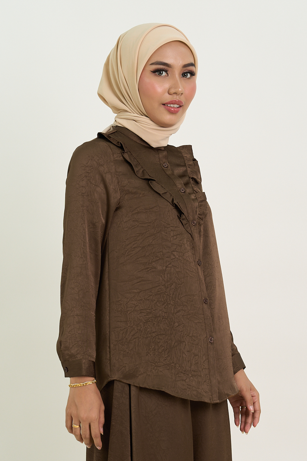 Isabelle Satin Ruffled Blouse Rich Brown