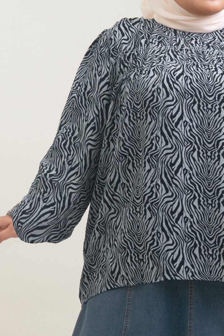 Bellinda Plus Size Printed Blouse Grey