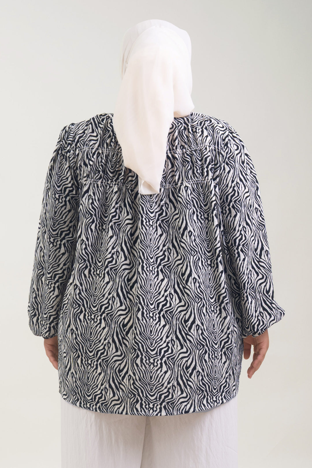 Bellinda Plus Size Printed Blouse Beige