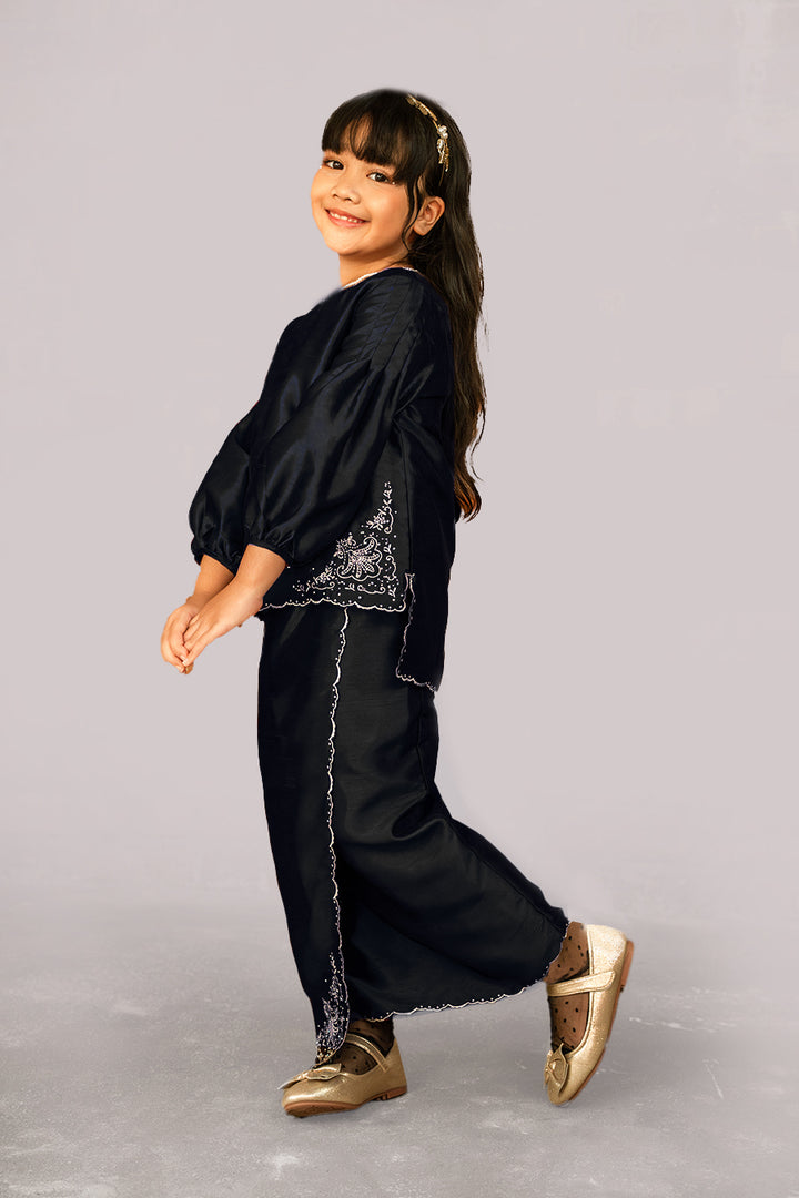Evelyn Kids Kurung with Embroidery in Black
