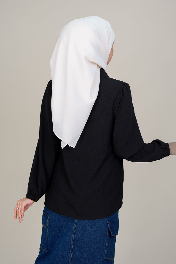 Ummu Blouse Black