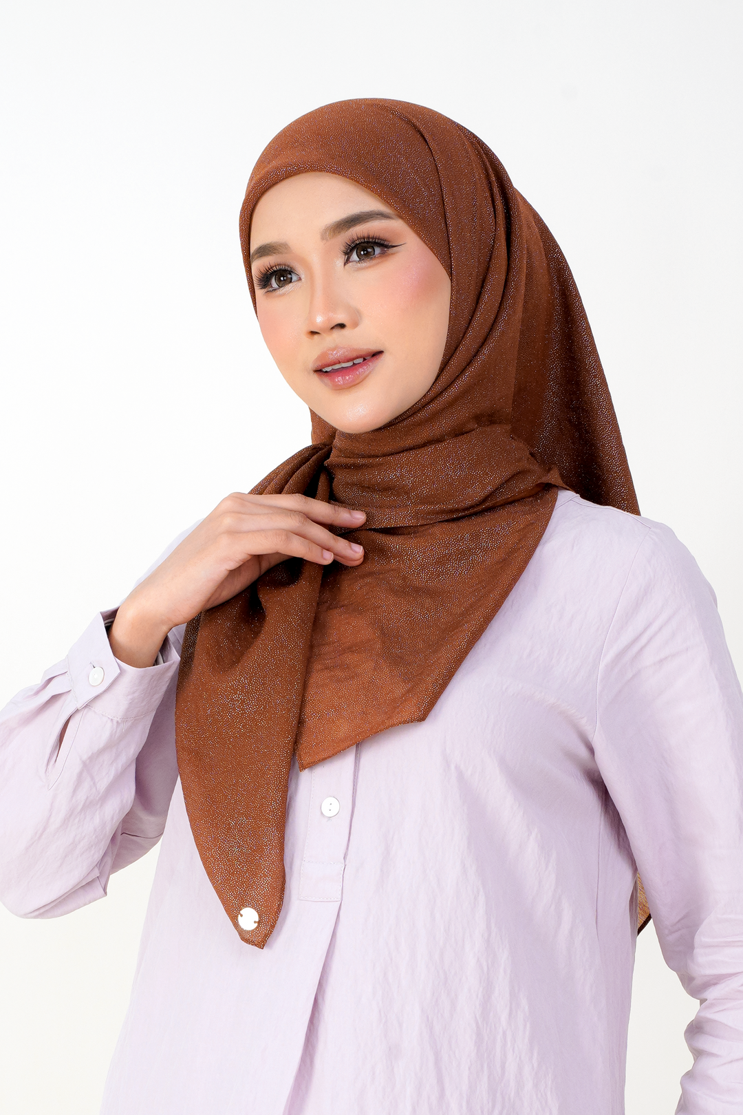 Skyra Sparkle Square