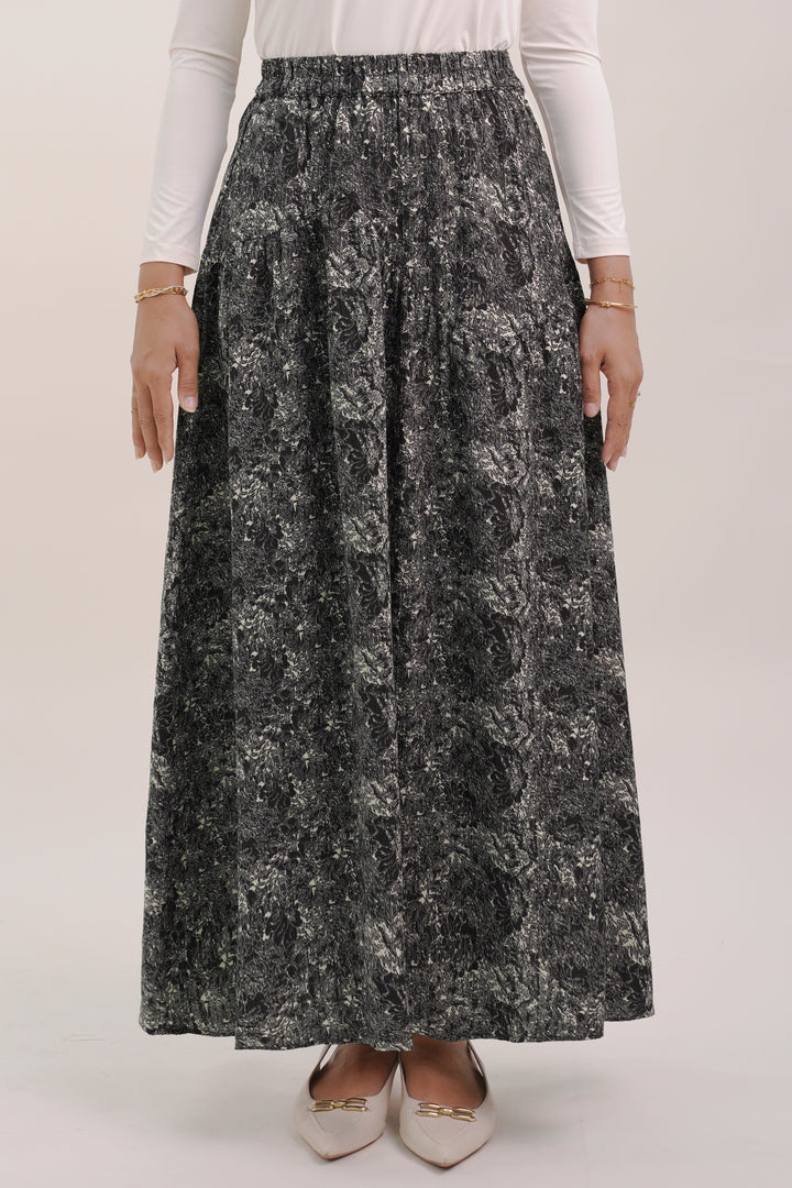 Claire Floral Cotton Skirt Black